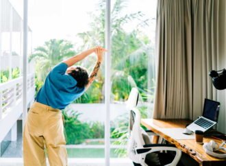 5 simple ways to relieve the aches and pains of sitting at a desk all day