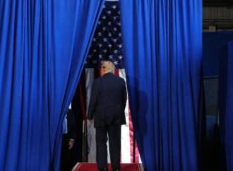 A midterm crossroads for both parties eyeing the beginning of the end of the Trump era