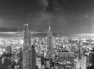 APOD: 2026 October 15 – The Milky Way over Manhattan – NASA Science