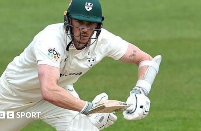 Adam Hose: Worcestershire batter signs new three-year contract with Division Two club