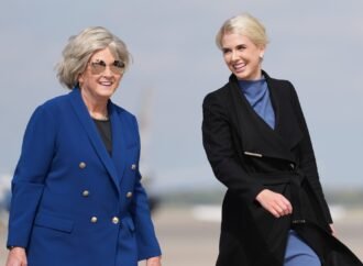 Air Force One passengers reveal Trump’s inner circle and who is ‘whispering in his ear and talking softly in private quarters’ | Fortune