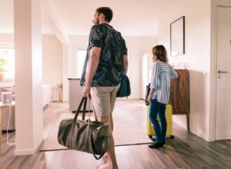 Airbnb guests no longer have to wash dishes or strip beds. Furious hosts are threatening to boycott and raise cleaning fees | Fortune
