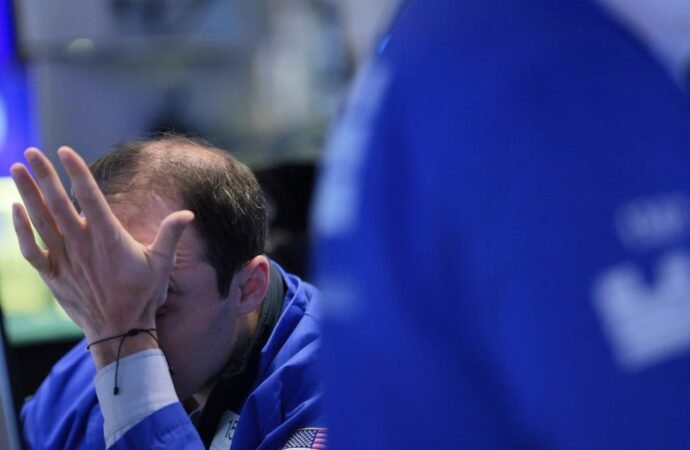 Apollo says AI has delivered ‘zero financial payoff’ outside the tech industry