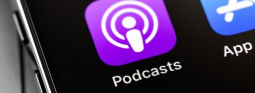 Apple discloses deal to hire team and license tech from personalized podcast startup Huxe | TechCrunch
