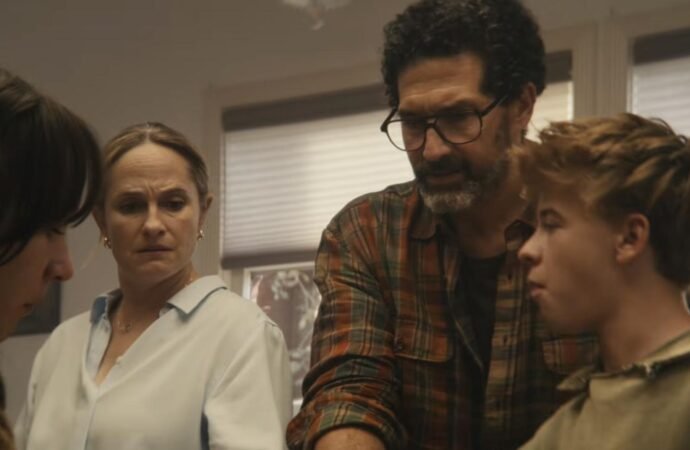 Apple’s HomeView ad is confusing to everyone except parents