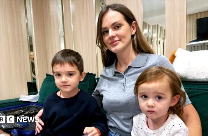 As freezing winter approaches, Kyiv residents look for shelter elsewhere