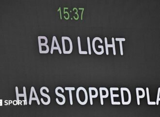 Australia v South Africa: Bad light thwarts Durban Test despite ICC changes