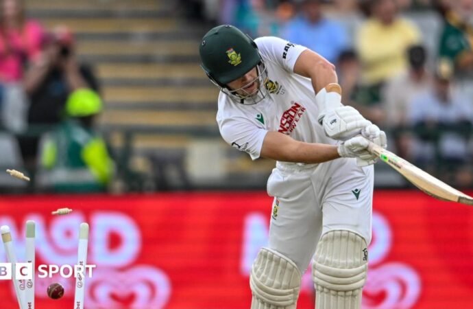 Australia vs South Africa: Pat Cummins’ tourists fight back to edge first day