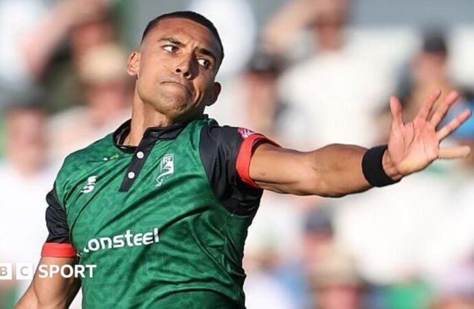 Ben Mike: Glamorgan sign all-rounder from Leicestershire