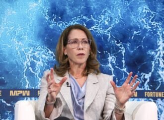 Boardrooms are no longer rewarded for being right, Lumen CEO says, and it means executive partnerships are more important than ever | Fortune