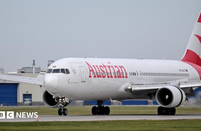 Bomb threat forces Tel Aviv to Vienna flight to land in Bulgaria