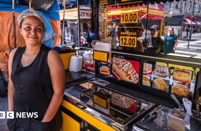 Brazil election: How a changing working class is reshaping the presidential race