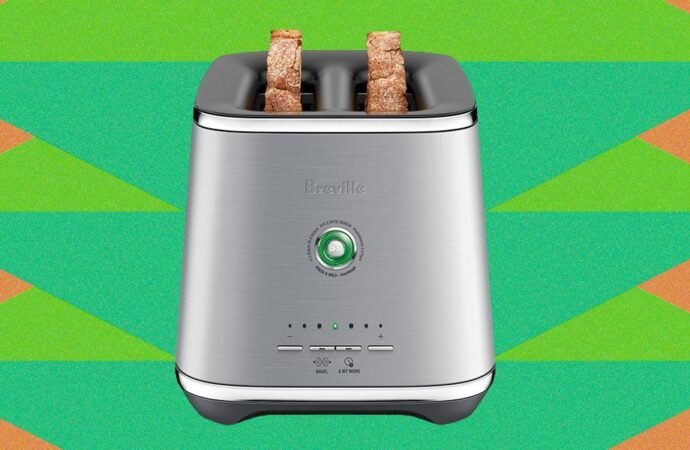 Breville’s New Toaster Uses Optical Sensors to Measure Your Toast’s Doneness