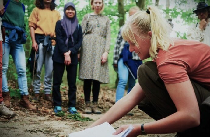 Can we have class outside? Seven tips to breeze through outdoor lectures