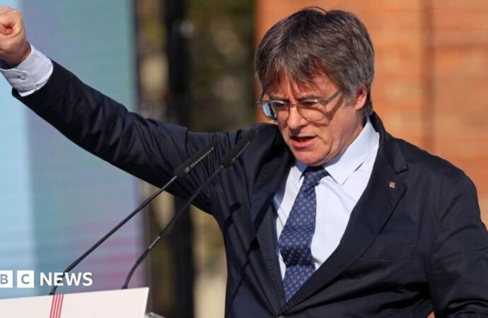 Catalonia’s former rebel president can return to Spain, court rules