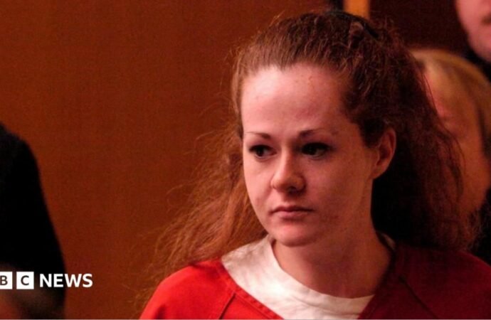 Could Christa Pike face execution again and by what method?