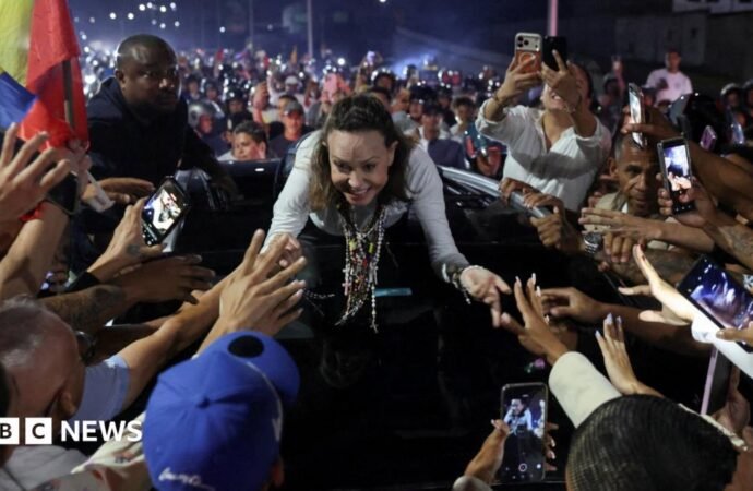 Crowds welcome Venezuela’s María Machado after months in exile
