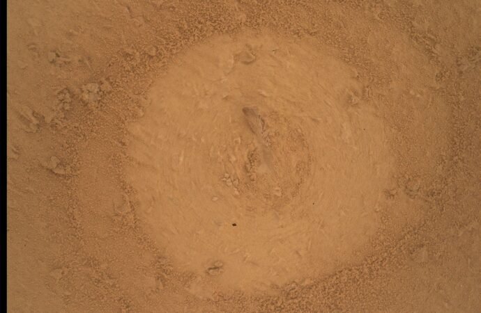 Curiosity Blog, Sols 5022-5028: Cashing in at Cache Creek – NASA Science