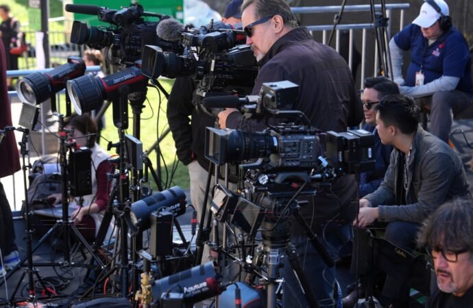 DOJ says it’s investigating whether White House TV pool’s coverage halt violated antitrust law