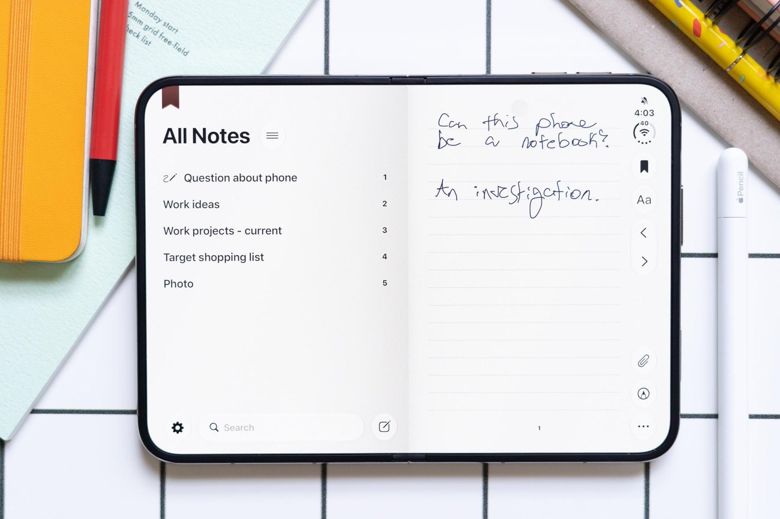Writing on the Duo’s inner screen is pretty delightful.