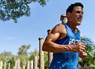 Dean Karnazes shares ultrarunning secrets for endurance