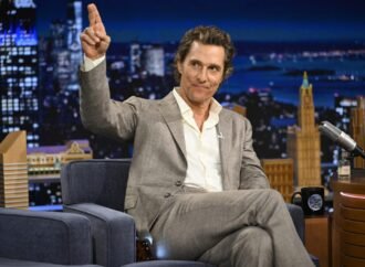 Despite his $200 million success, Matthew McConaughey spent a weekend in the desert reading 20 years of bad reviews—he says some of them had ‘a point’ | Fortune