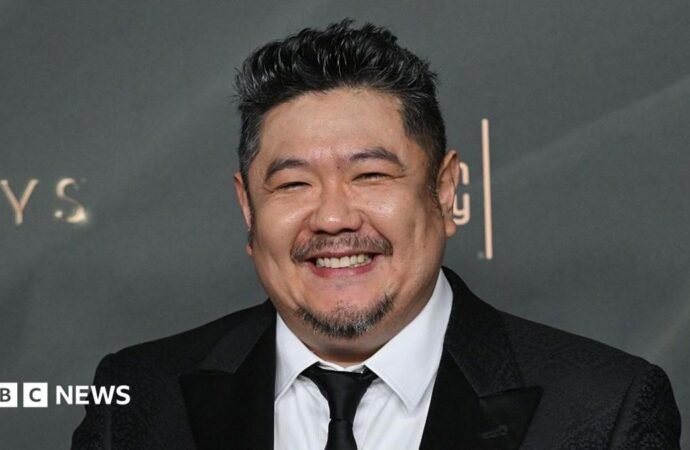 Eric Bauza, voice of Bugs Bunny and Daffy Duck, dies aged 46