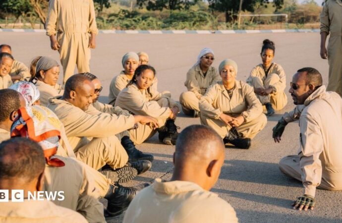Ethiopian PM Abiy Ahmed puts ministers through military training