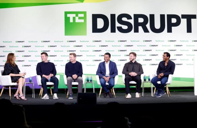 Even Benchmark thinks AI is eroding the venture pact against backing rivals | TechCrunch