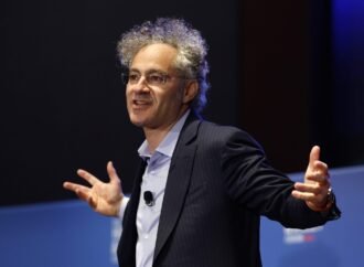 ‘Everybody knows you’re out of touch’: Palantir CEO Alex Karp says his own exec told him to stop hyping Foundry | Fortune