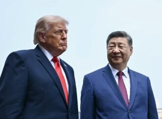 ‘Everyone is hedging.’ As the U.S. and China divide the world into rival AI blocs, that lends power to ‘swing countries’ in between | Fortune
