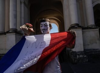 Fires, barricades, and fraternité: 7 photos that show the scale of the protests sweeping France