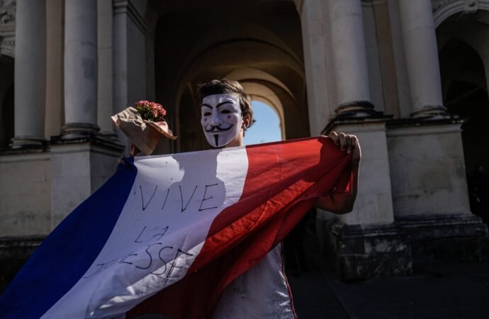 Fires, barricades, and fraternité: 7 photos that show the scale of the protests sweeping France
