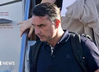 Flávio Bolsonaro calls himself ‘leader of Brazil’ after election loss