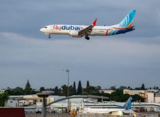 FlyDubai co-pilot used cockpit’s crash axe to try seizing control of flight and was barred from flying by Oman due to concerns over extremist views | Fortune
