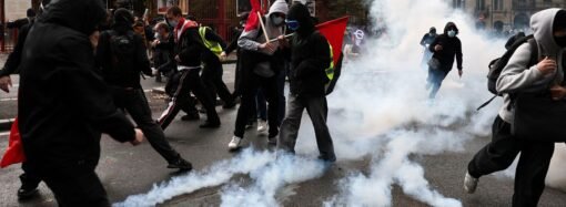 French Government Calls Emergency Meetings With Platforms Over Protests