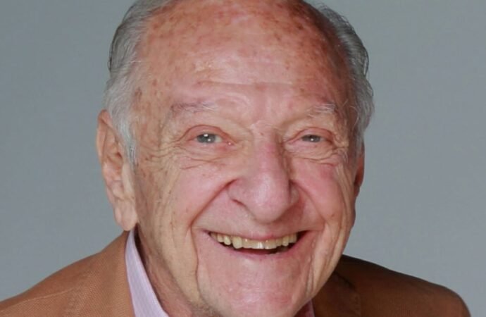 Gene Schwam, Veteran Hollywood Publicist to Elvis Presley, Julie Andrews and More, Dies at 96
