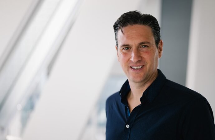 Hachette’s CEO says AI shortcuts are creating a ‘worse C-suite’ | Fortune