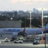 ‘Hero’ pilot stabbed by other pilot on Israel-bound plane, Israeli PM says