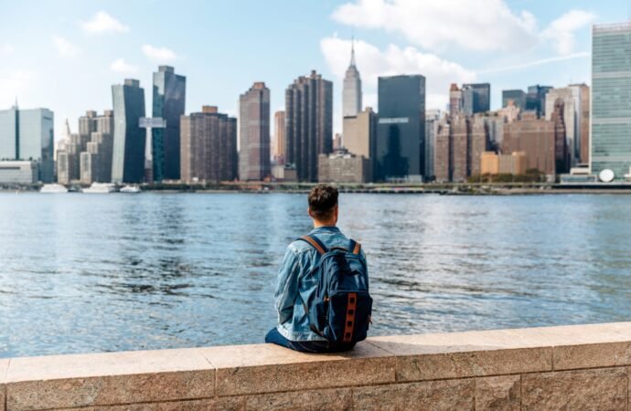 How a close look at the American Dream turned a top happiness expert into a specialist in despair: ‘It’s harder to be poor in a very rich country’ | Fortune