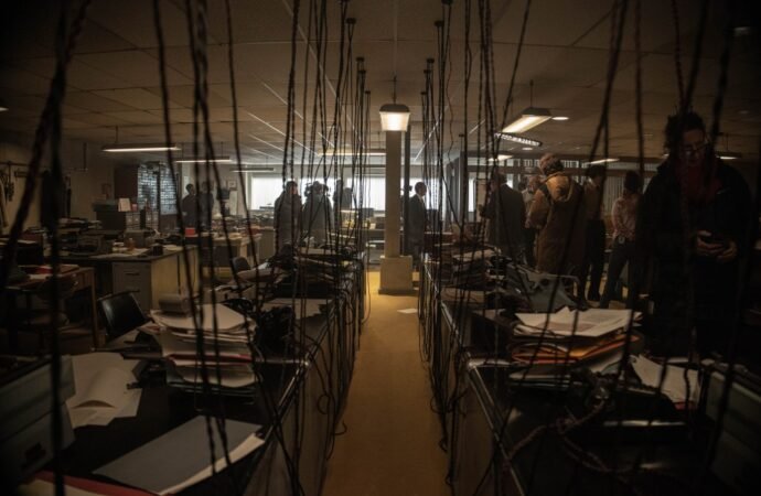 How ‘Ink’ Production Designers Recreated The Sun Newsroom Using Functional Linotype Machines, Working Rotary Phones and Old Typewriters