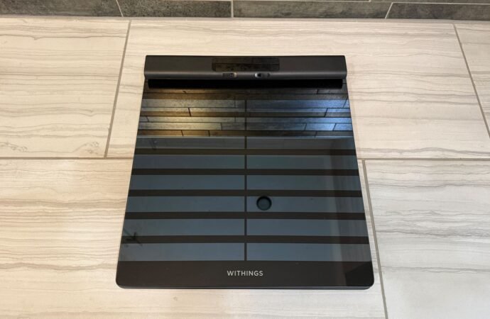 I Look Forward to Stepping on This Smart Scale Every Week