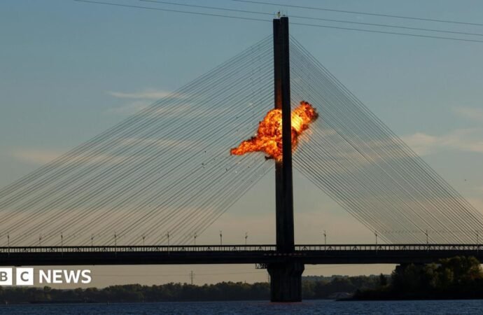 Intensified Russian strikes are tearing Kyiv apart, Klitschko warns