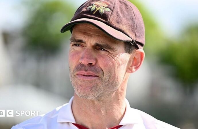 James Anderson stops short of retiring after Lancashire exit