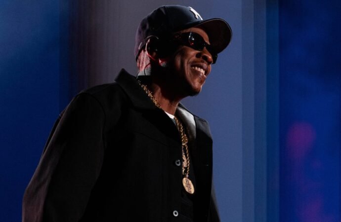 Jay-Z Brings His ‘Jay-Z 30’ Concert Series to a Close in Los Angeles With Dr. Dre, Snoop Dogg and Too Short