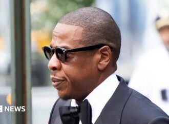 Jay-Z to perform at Super Bowl half-time show