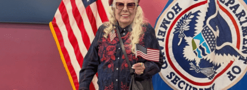 Joni Mitchell Sworn In as a U.S. Citizen, Capping ‘a Journey That Began 62 Years Ago’