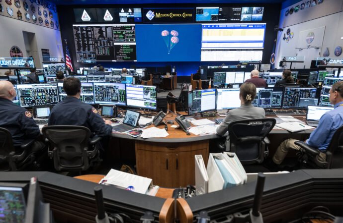 La NASA abre solicitudes para próxima promoción de directores de vuelo – NASA