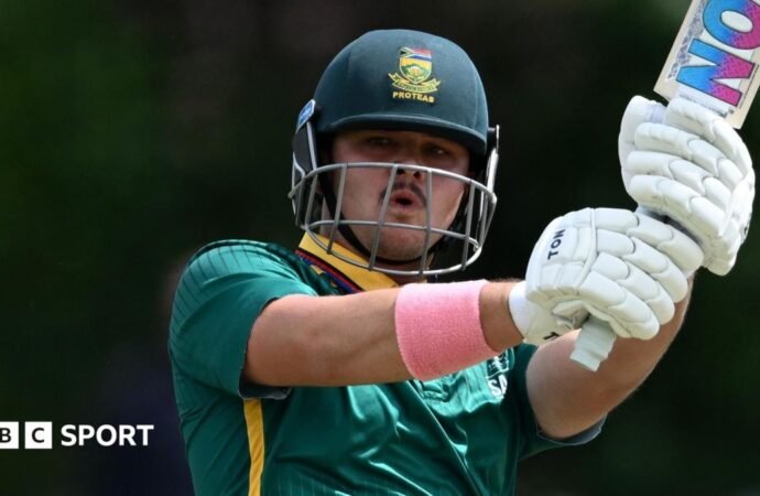 Lhuan-dre Pretorius breaks Chris Gayle’s record for highest T20 score with unbeaten 188
