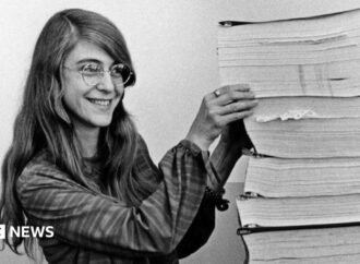 Margaret Hamilton, whose software helped land Apollo 11 on the moon, dies at 90